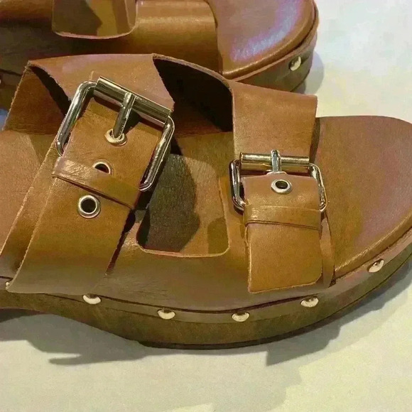 Leather Women's Platform Sandals - Picture 4 of 9